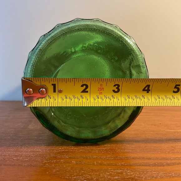 Vintage E.O. Brody Company Ribbed Green Glass Flower Vase 9.5” - Picture 16 of 16
